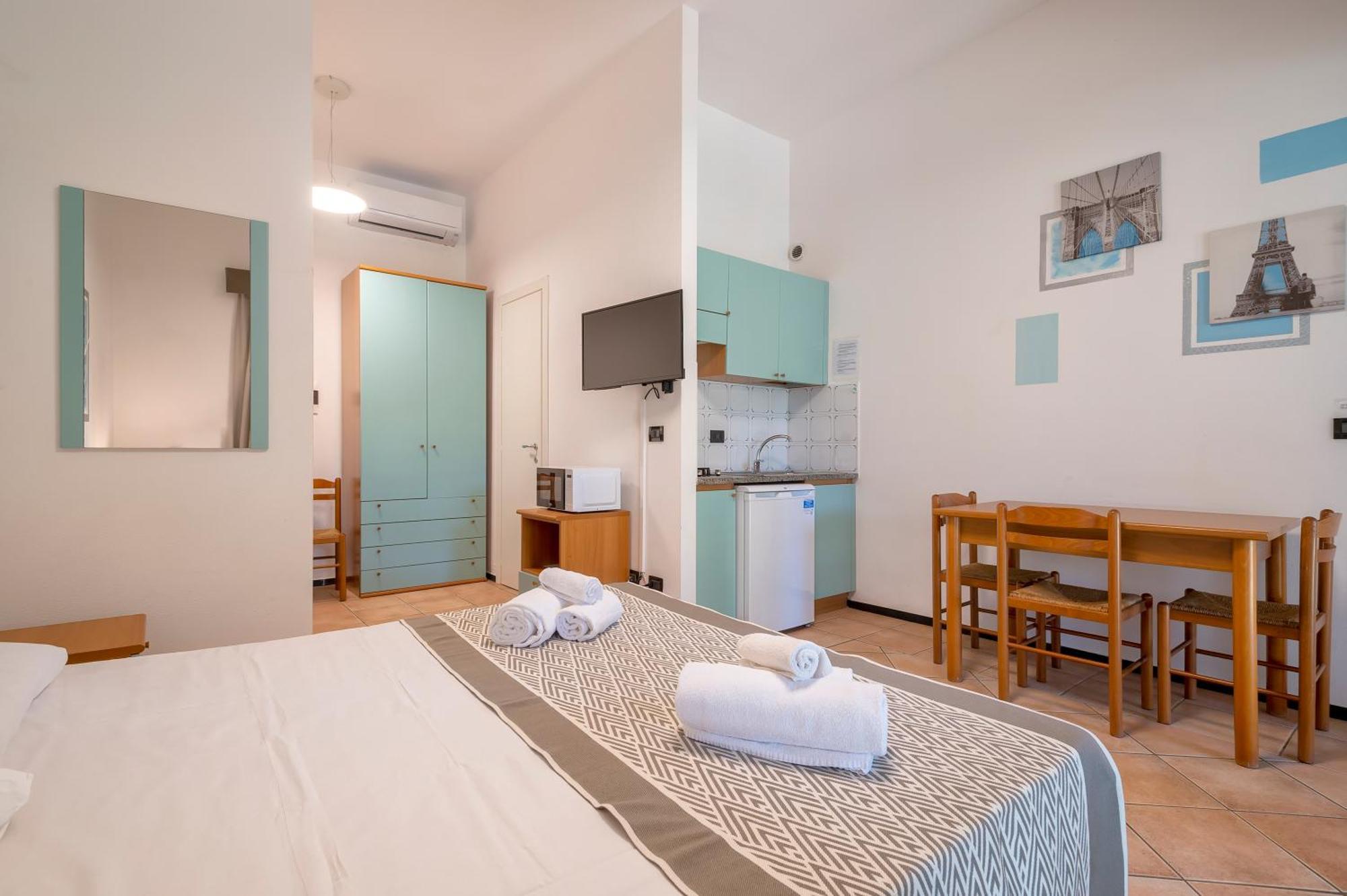 Residence Le Vele Стинтино Экстерьер фото