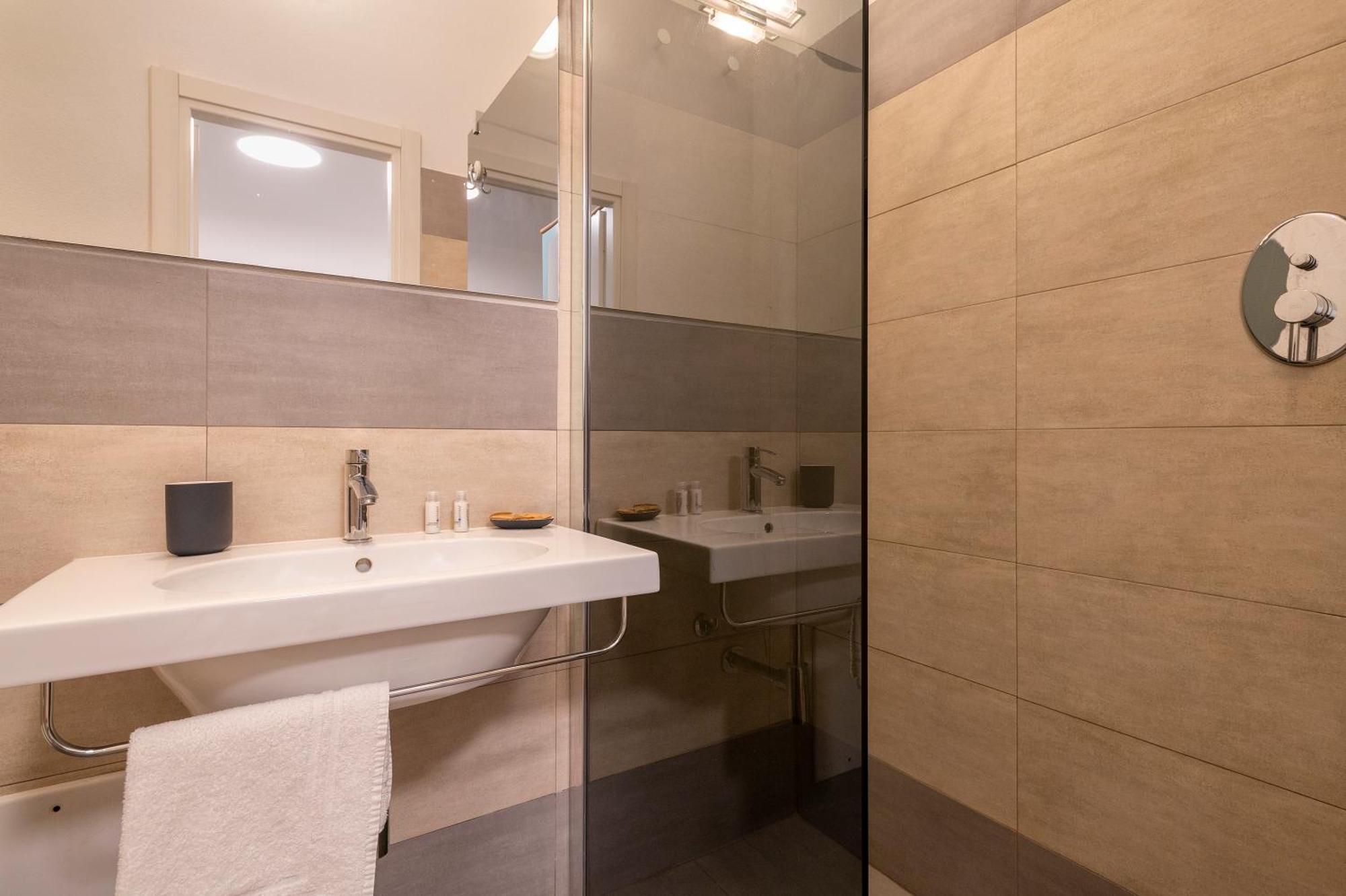 Residence Le Vele Стинтино Экстерьер фото